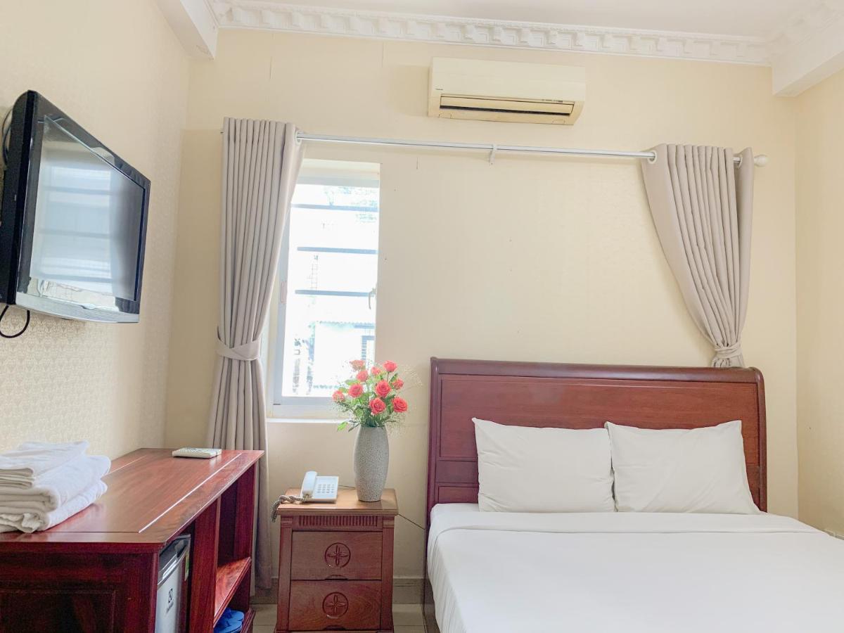 Red Sun Airport Saigon Hotel 胡志明市 外观 照片