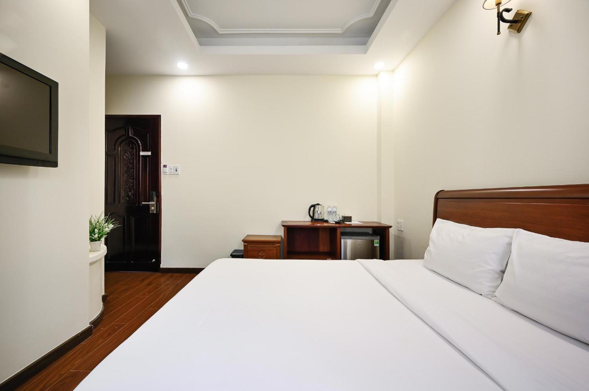 Red Sun Airport Saigon Hotel 胡志明市 外观 照片