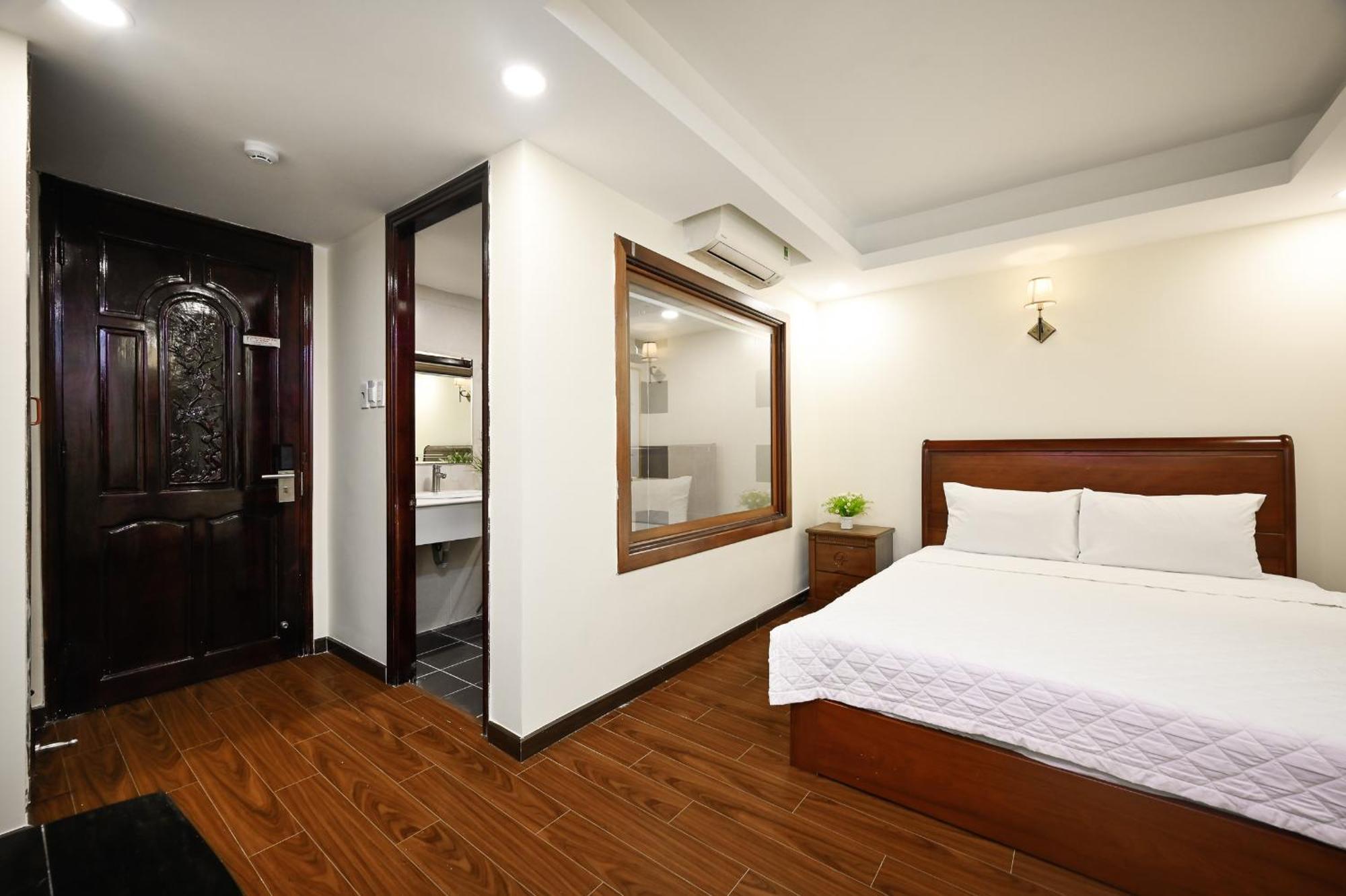 Red Sun Airport Saigon Hotel 胡志明市 外观 照片