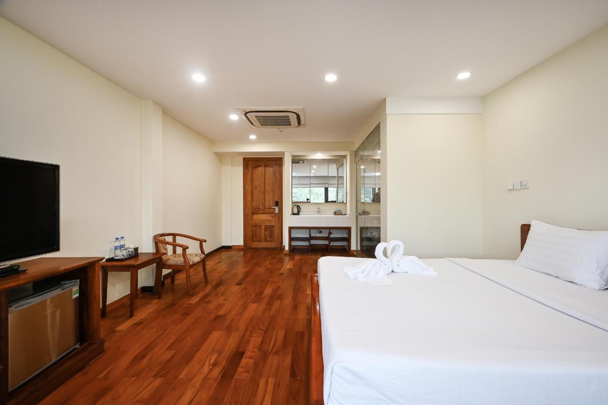 Red Sun Airport Saigon Hotel 胡志明市 外观 照片